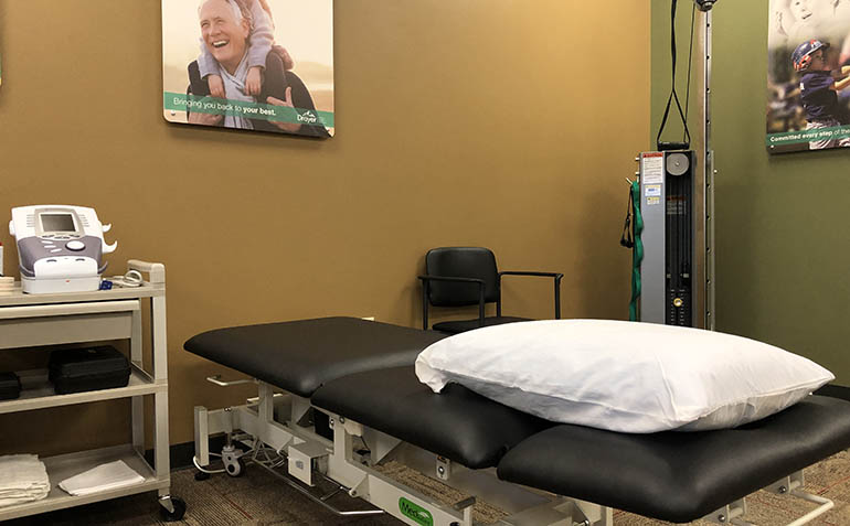 Lynchburg VA Drayer Physical Therapy Clinic Treatment Tables